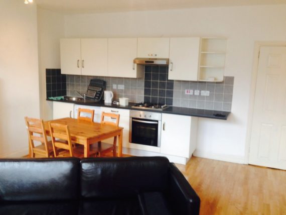 2 bedroom Flat to re...